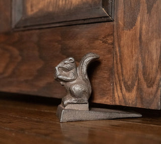 Squirrel Door Wedge