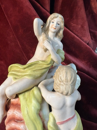 Bathing Beauties Boudoir Statue
