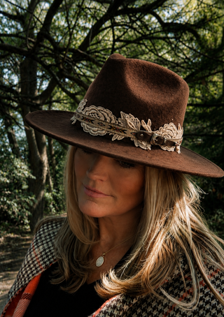 Texas-Two-Step Lace Trim Cowgirl Hat