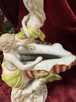 Bathing Beauties Boudoir Statue