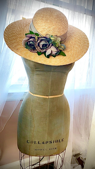 Anne Hathaway Cottage Rose Sunhat