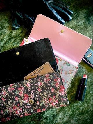 Redouté Roses Floral Wallet