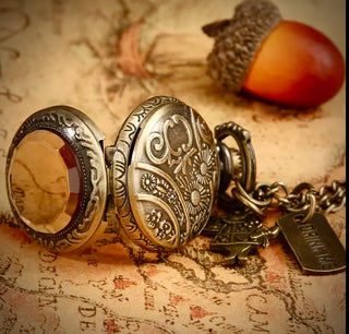 Alice in Wonderland Pocketwatch