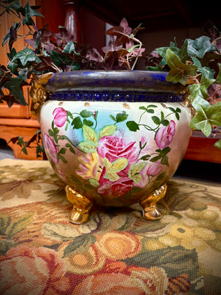 “Forest Lodge” Potbelly Planter