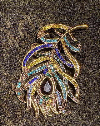 Peacock Plume Pin