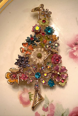 Fairies Flower Tree Coat Pin