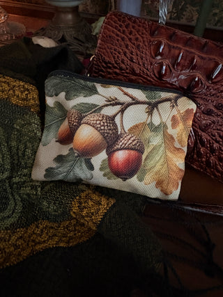 Oak Leaf Pouch